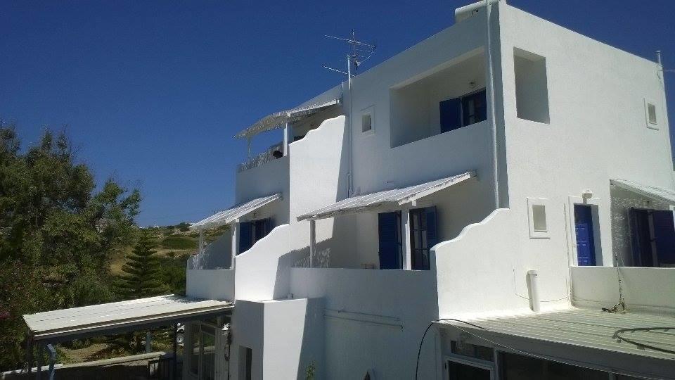 Kapetan Giannis Hotel Adamantas  Exterior photo
