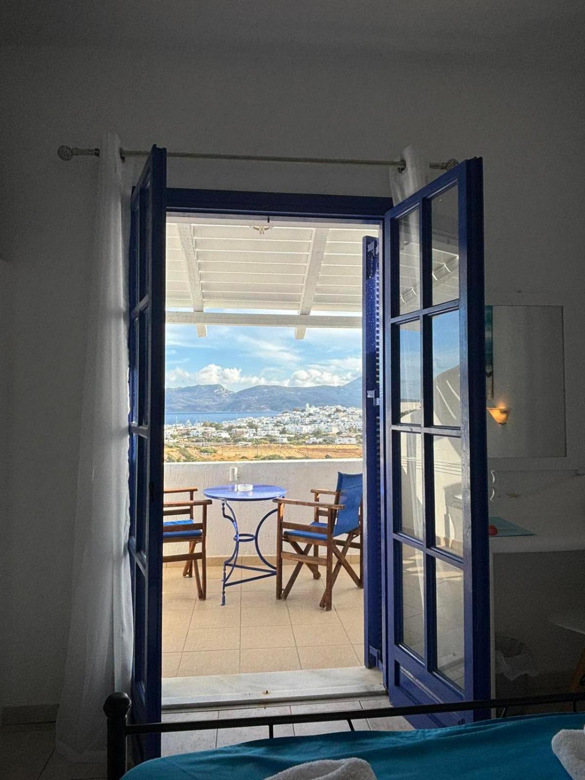 Kapetan Giannis Hotel Adamantas  Exterior photo