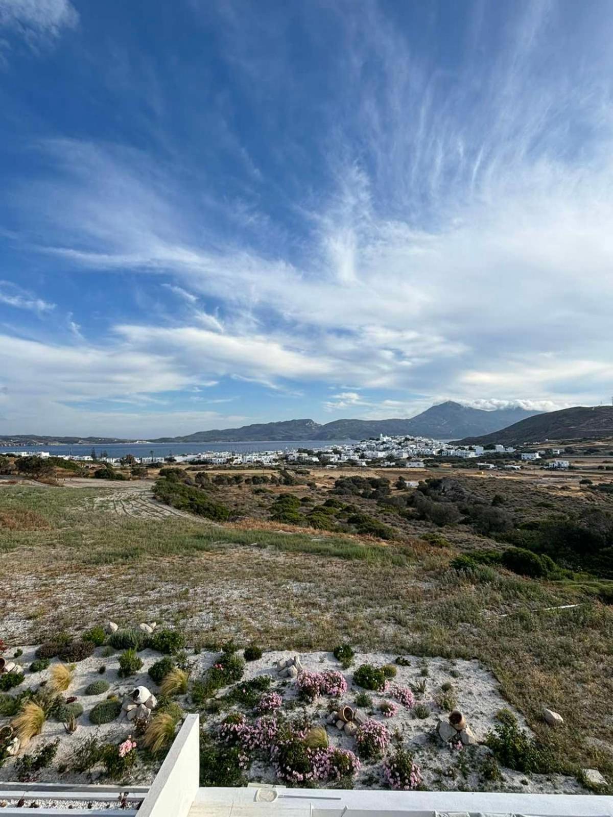 Kapetan Giannis Hotel Adamantas  Exterior photo