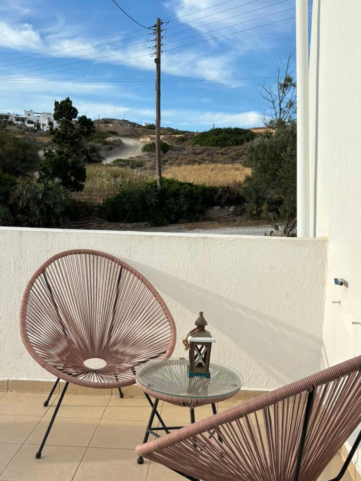 Kapetan Giannis Hotel Adamantas  Exterior photo