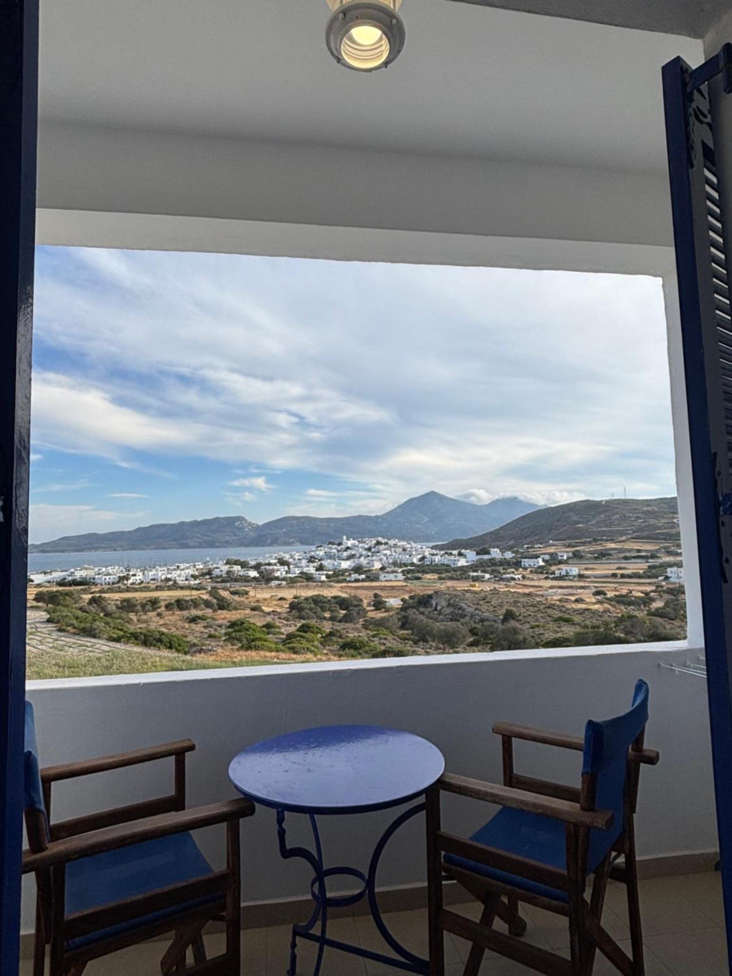 Kapetan Giannis Hotel Adamantas  Exterior photo