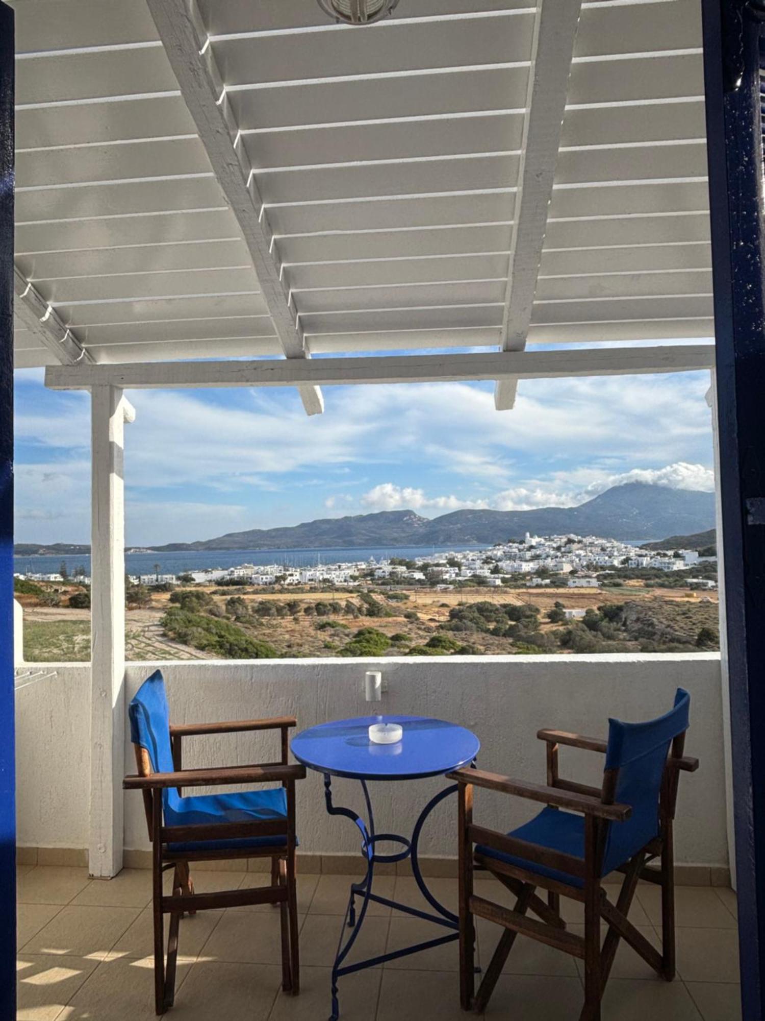 Kapetan Giannis Hotel Adamantas  Exterior photo