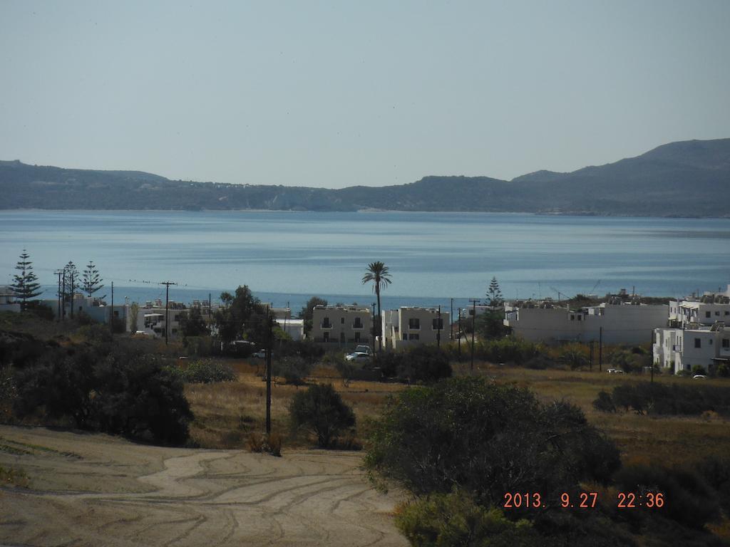 Kapetan Giannis Hotel Adamantas  Exterior photo